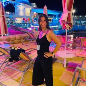 Meet your Posher, Deniz